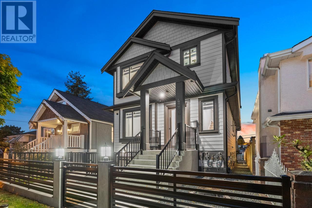 4330 Gladstone Street, Vancouver, British Columbia  V5N 4Z5 - Photo 2 - R2818094