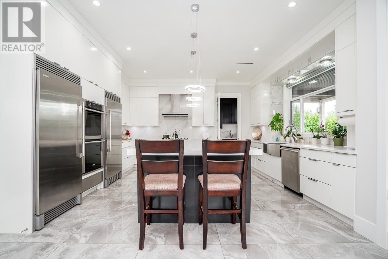 1308 Summit Drive, Coquitlam, British Columbia  V3J 5L8 - Photo 12 - R2818447