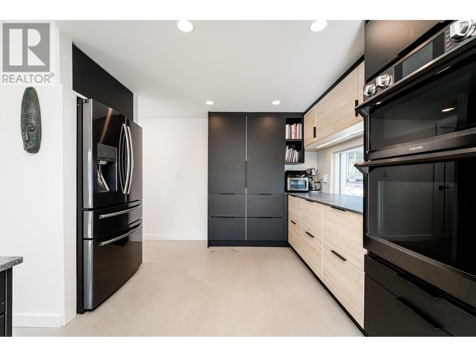 6207 Elgin Street, Vancouver, British Columbia  V5W 3K2 - Photo 19 - R2818418