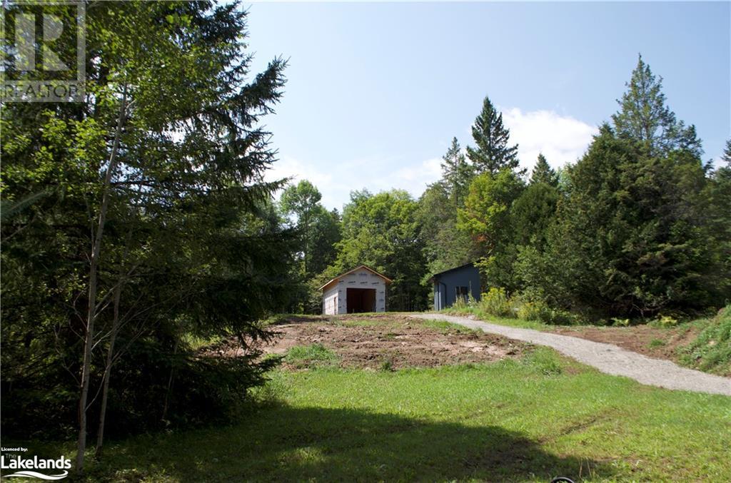 1951 blairhampton road, minden hills