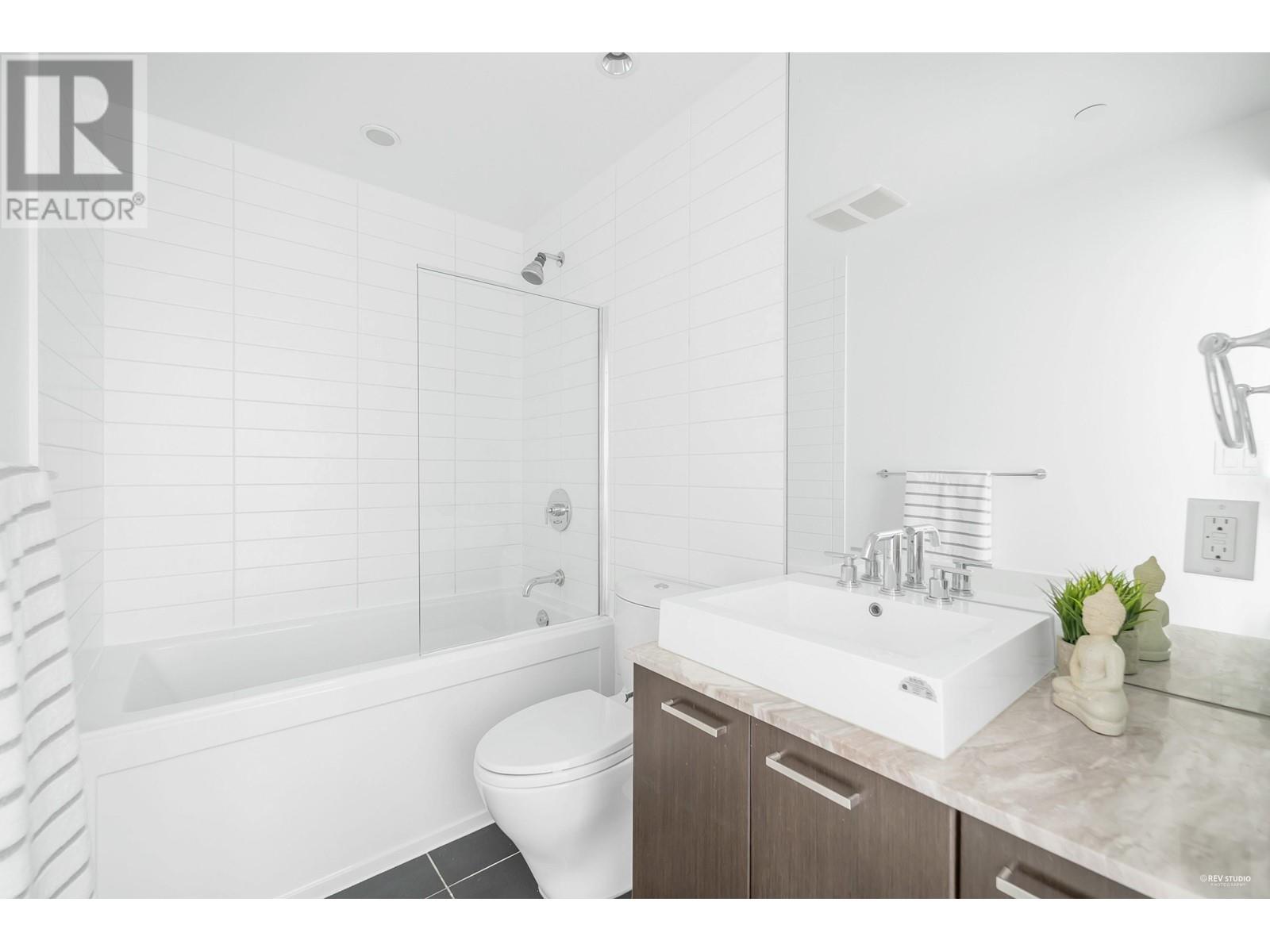 704 2550 W Spruce Street, Vancouver, British Columbia  V6H 0A8 - Photo 5 - R2817288