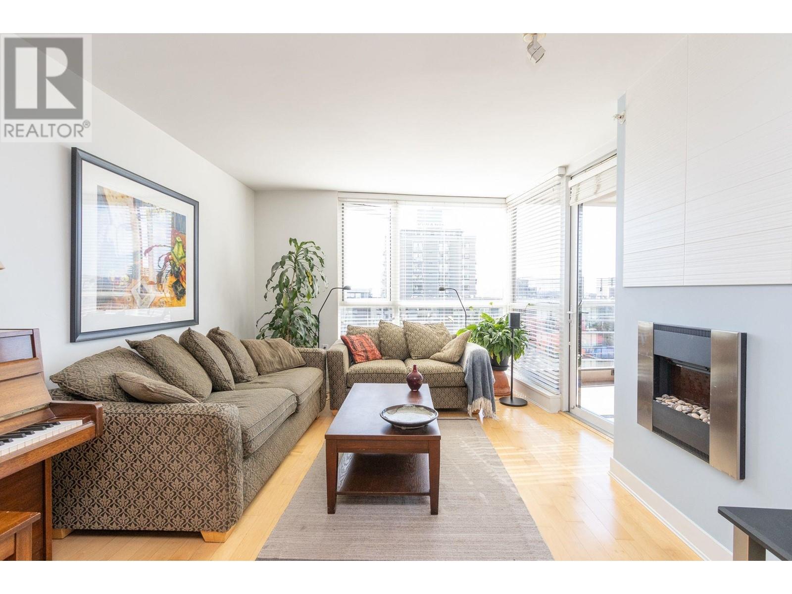 607 160 W 3rd Street, North Vancouver, British Columbia  V7M 0A9 - Photo 5 - R2818497
