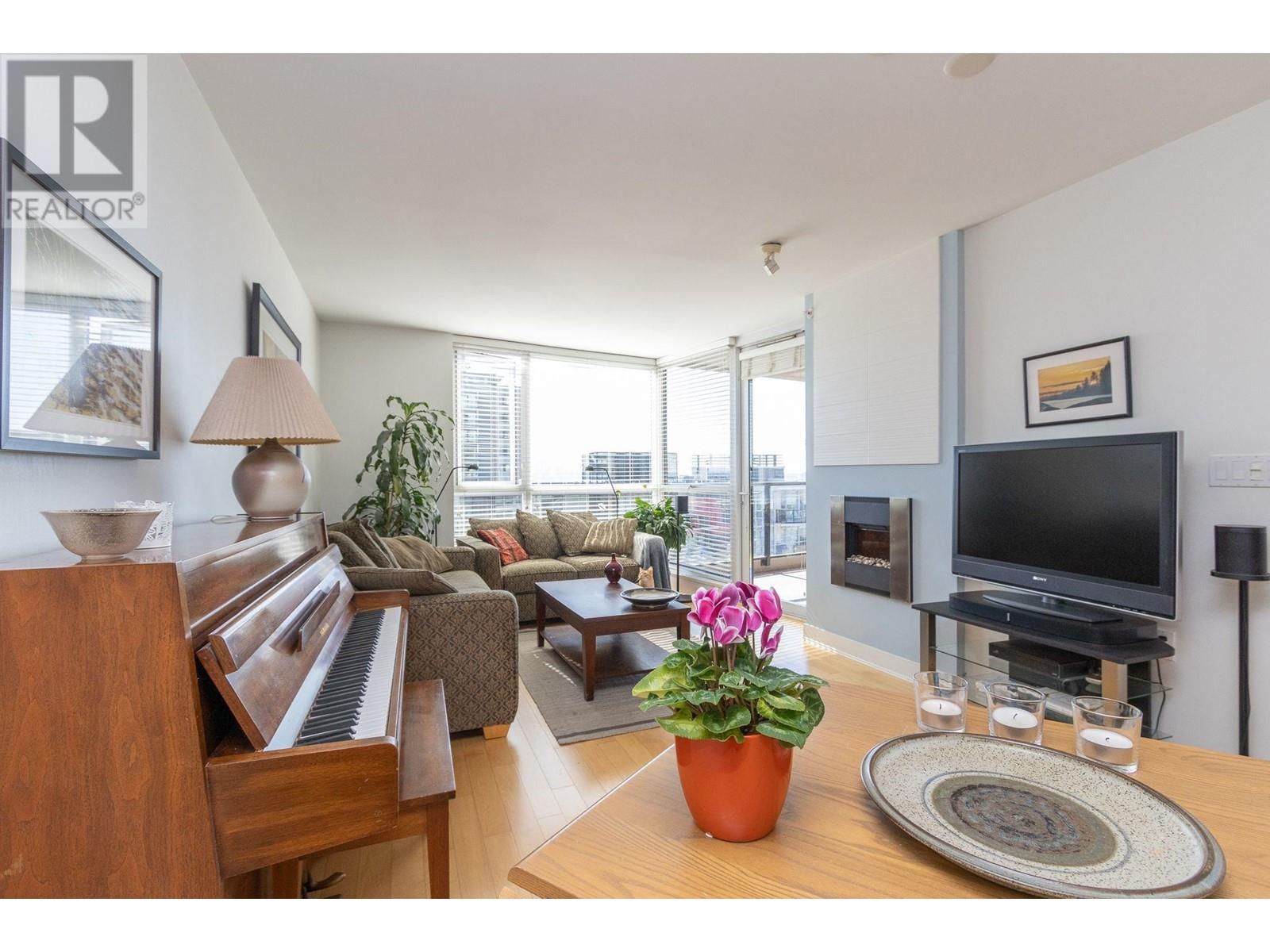 607 160 W 3rd Street, North Vancouver, British Columbia  V7M 0A9 - Photo 7 - R2818497