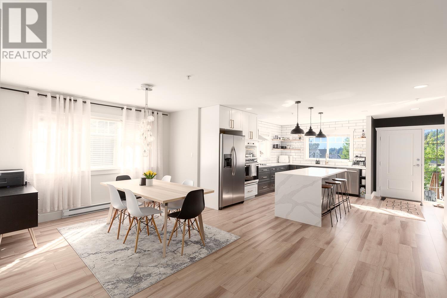 38616 Cherry Drive, Squamish, British Columbia  V8B 0W1 - Photo 7 - R2818487