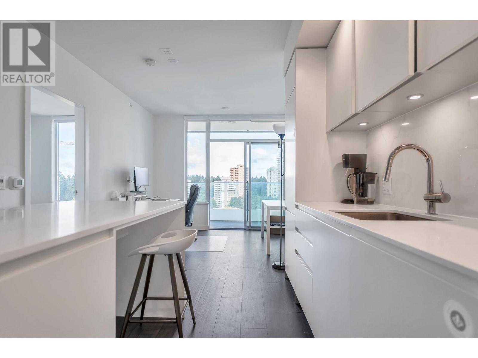 1308 6463 Silver Avenue, Burnaby, British Columbia  V5H 0K4 - Photo 2 - R2818495