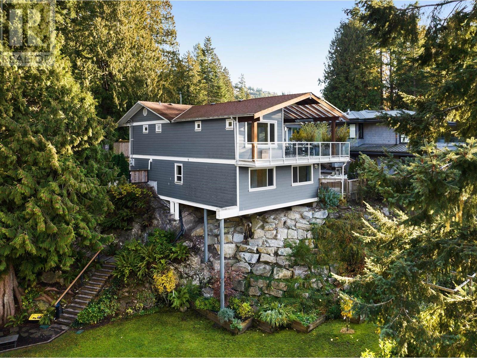 5755 Telegraph Trail, West Vancouver, British Columbia  V7W 1R3 - Photo 5 - R2816159