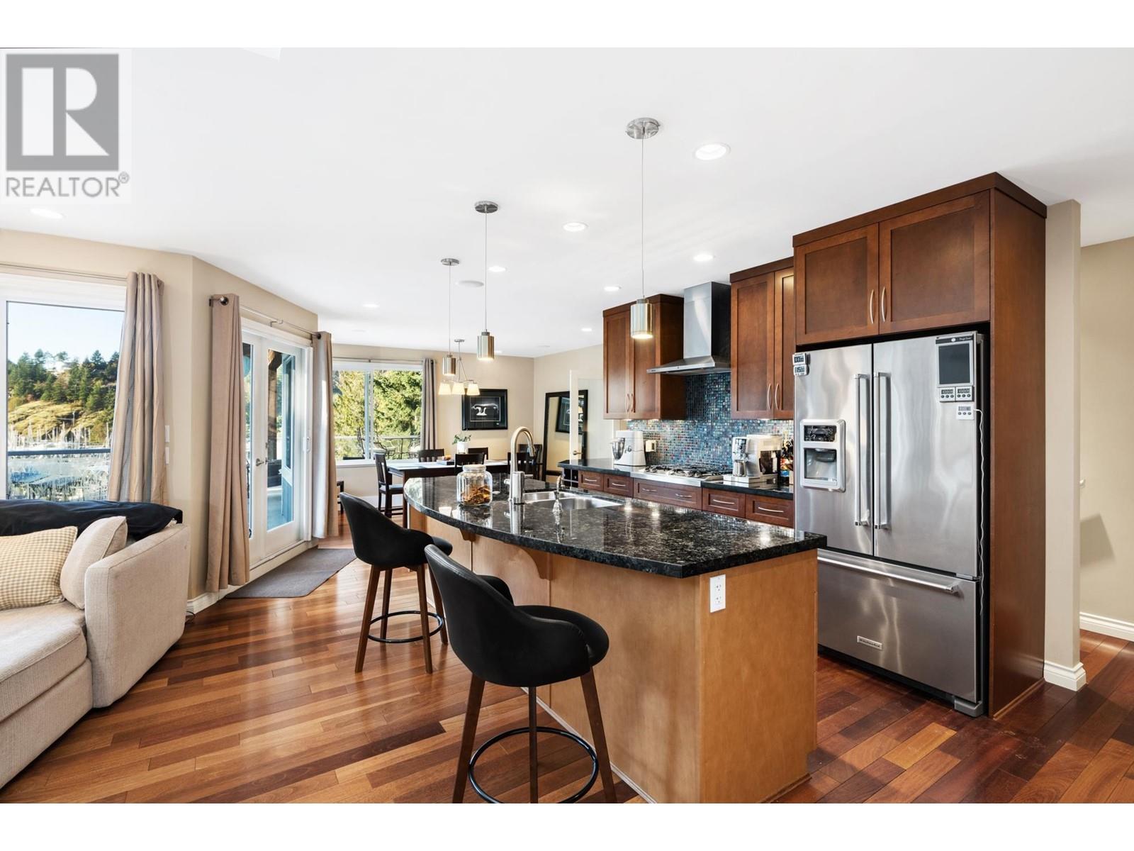 5755 Telegraph Trail, West Vancouver, British Columbia  V7W 1R3 - Photo 15 - R2816159