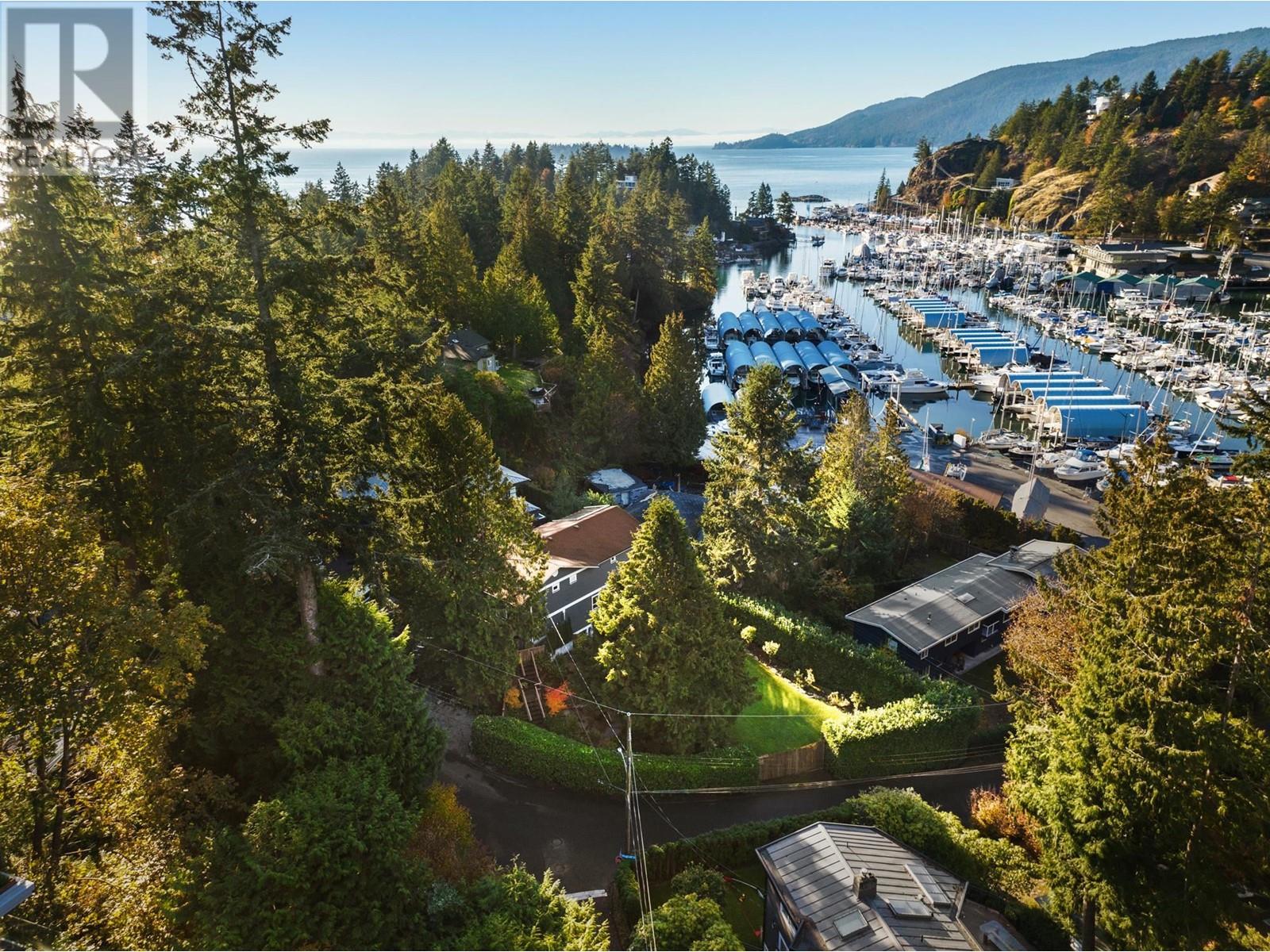 5755 Telegraph Trail, West Vancouver, British Columbia  V7W 1R3 - Photo 39 - R2816159