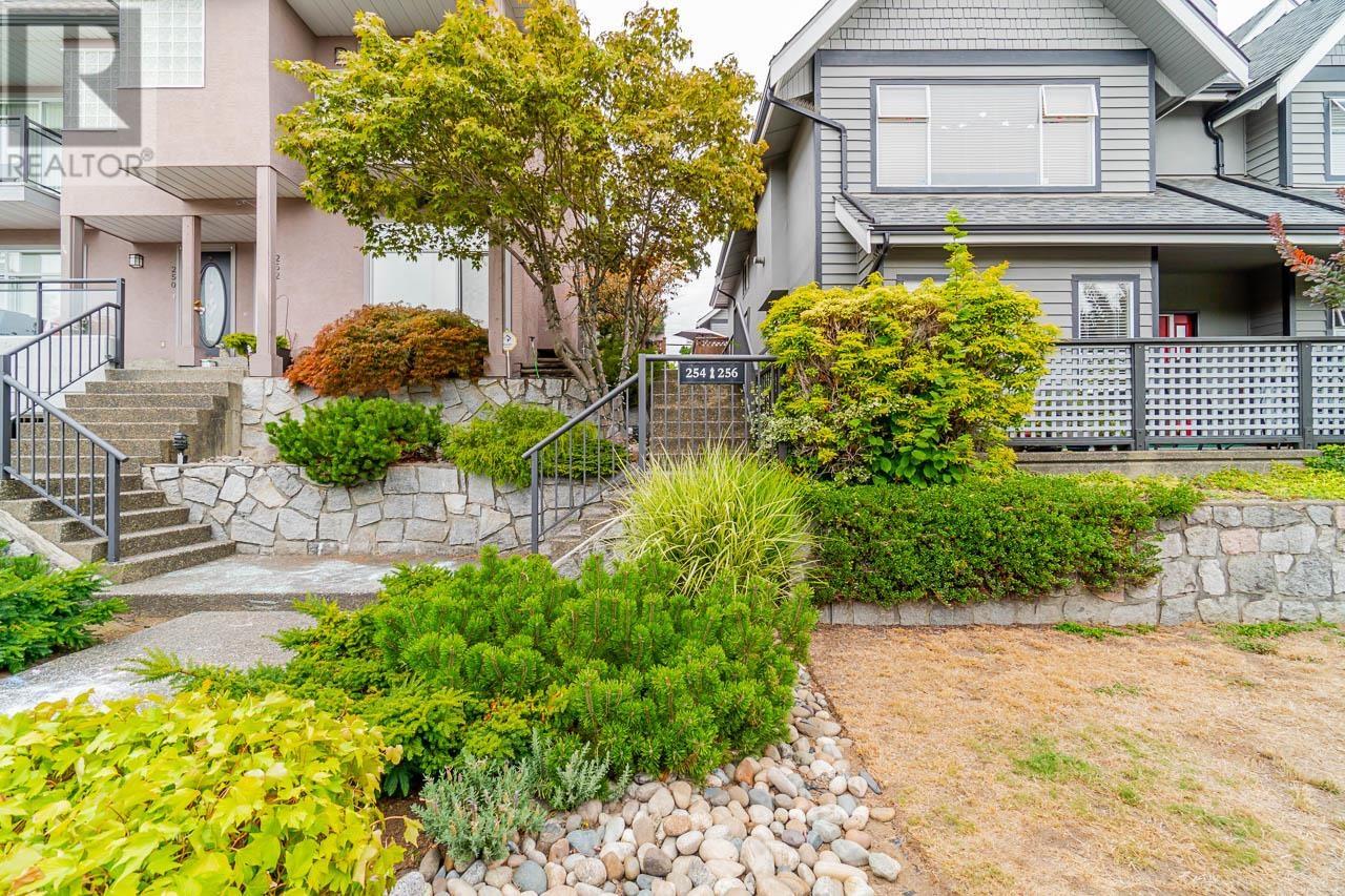 254 E 4TH STREET, north vancouver, British Columbia