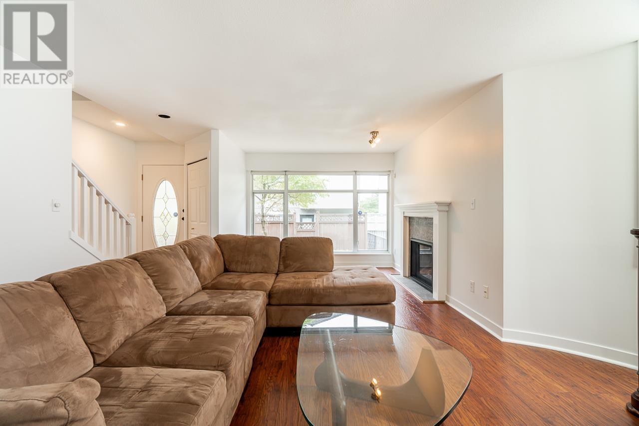 254 E 4th Street, North Vancouver, British Columbia  V7L 1H9 - Photo 11 - R2818556