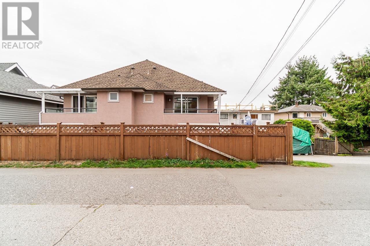 254 E 4th Street, North Vancouver, British Columbia  V7L 1H9 - Photo 39 - R2818556