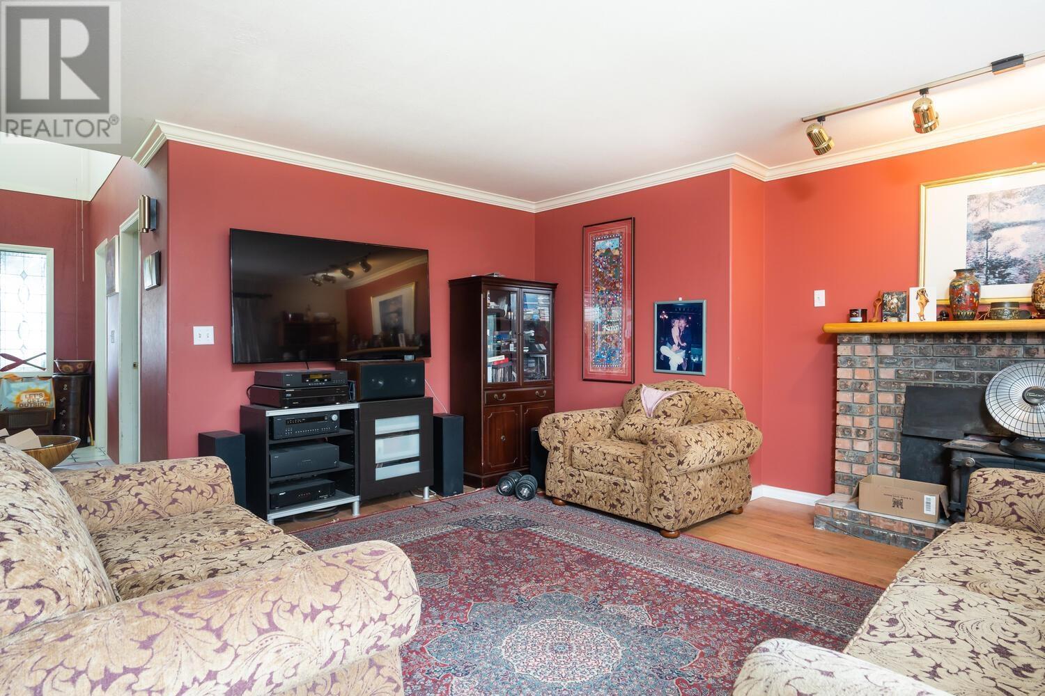 4534 Savoy Street, Delta, British Columbia  V4K 1P2 - Photo 3 - R2818518