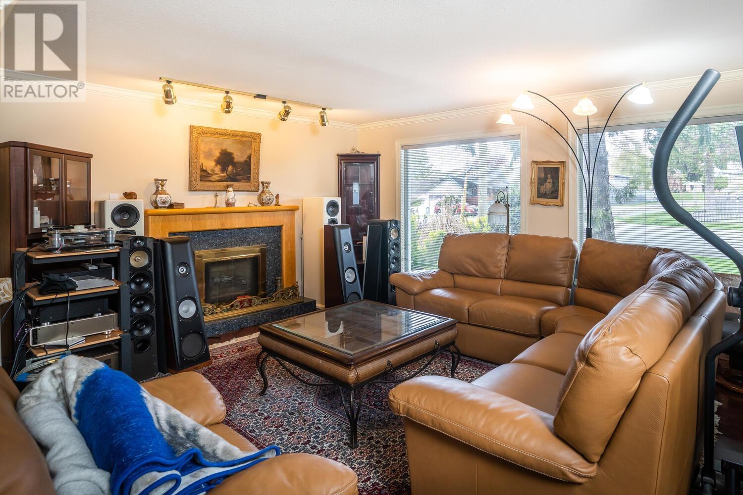 4534 Savoy Street, Delta, British Columbia  V4K 1P2 - Photo 8 - R2818518