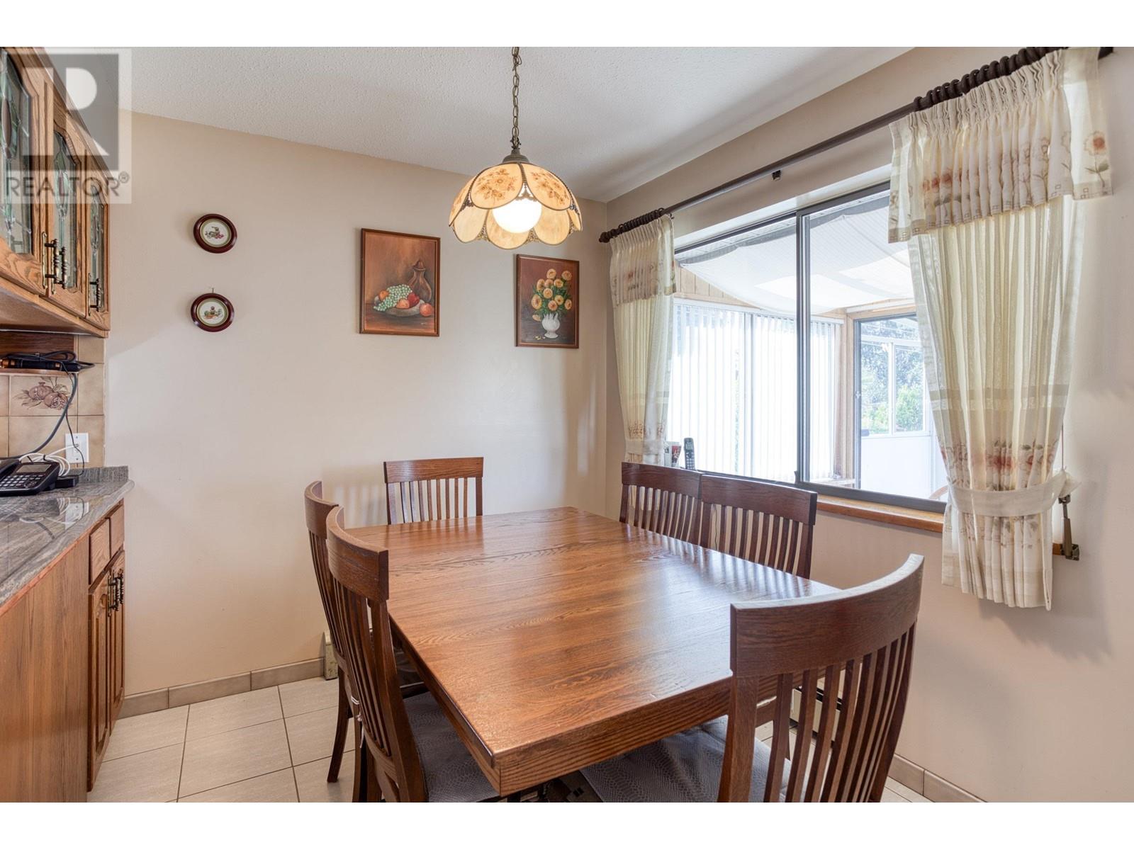 7295 Sussex Avenue, Burnaby, British Columbia  V5J 3V6 - Photo 10 - R2818528