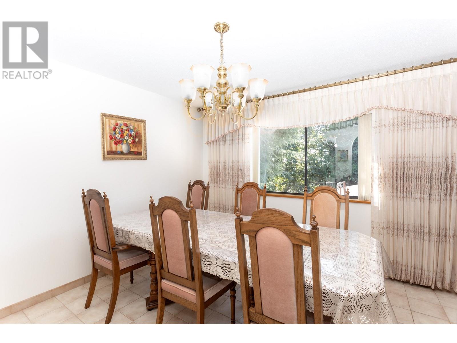 7295 Sussex Avenue, Burnaby, British Columbia  V5J 3V6 - Photo 7 - R2818528