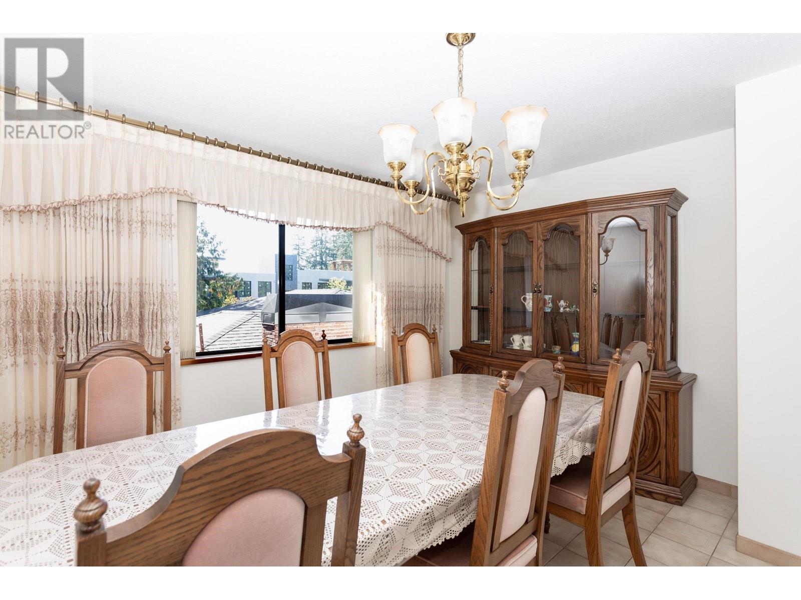 7295 Sussex Avenue, Burnaby, British Columbia  V5J 3V6 - Photo 8 - R2818528