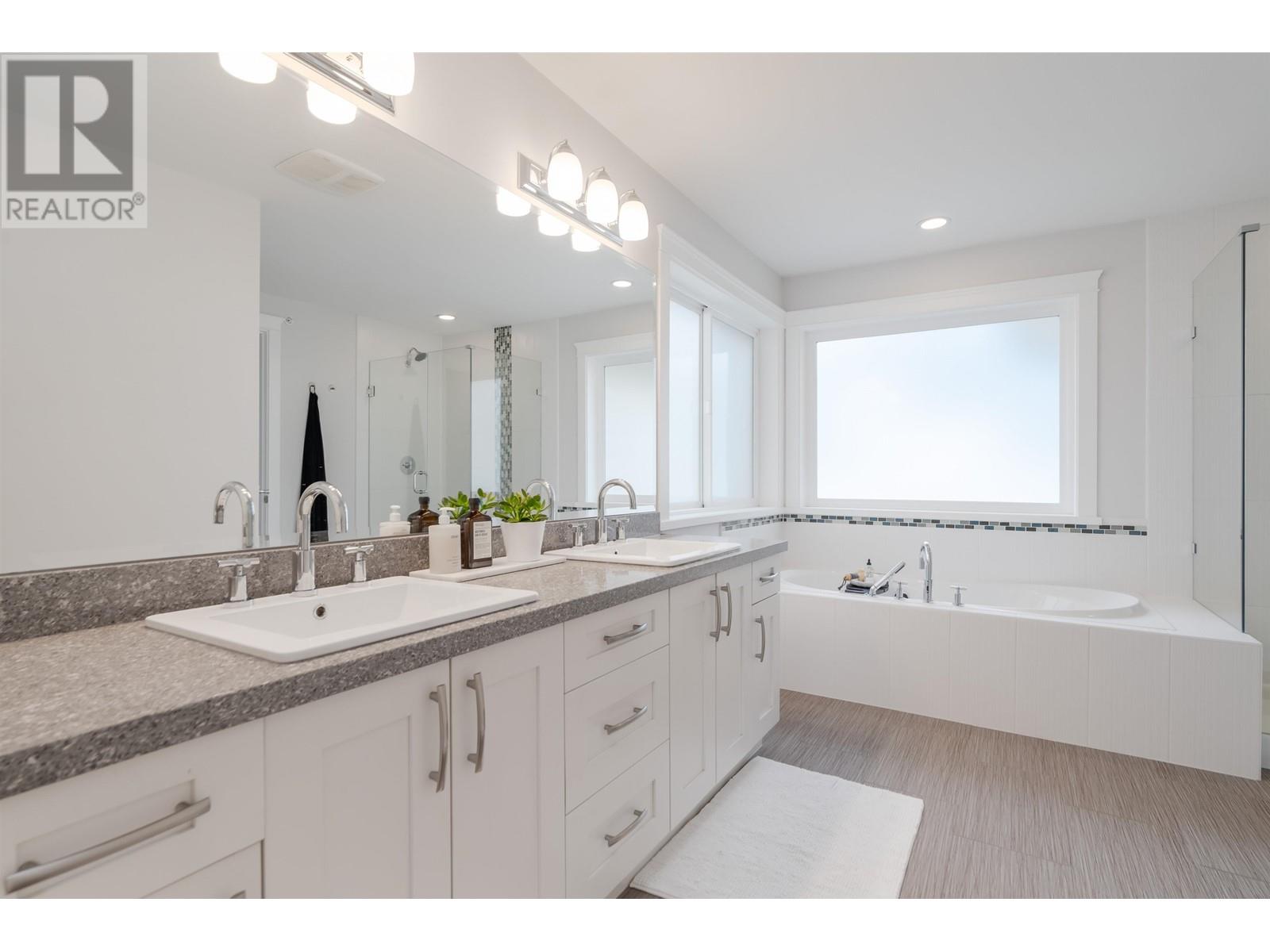10408 243 Street, Maple Ridge, British Columbia  V2W 0G7 - Photo 17 - R2818538