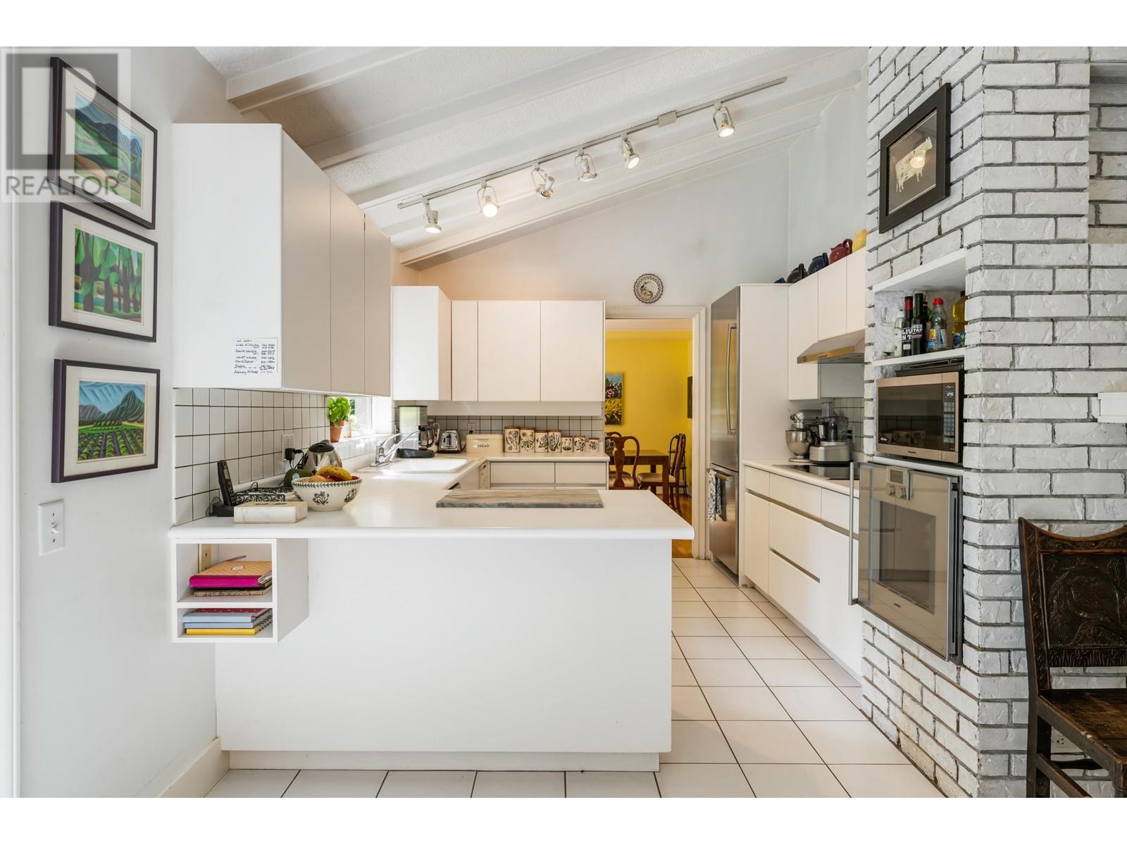 4658 Keith Road, West Vancouver, British Columbia  V7W 2M6 - Photo 14 - R2818601