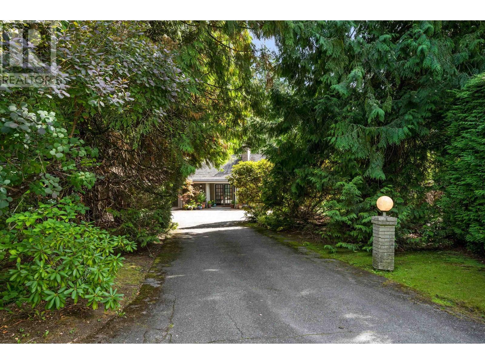 4658 Keith Road, West Vancouver, British Columbia  V7W 2M6 - Photo 5 - R2818601