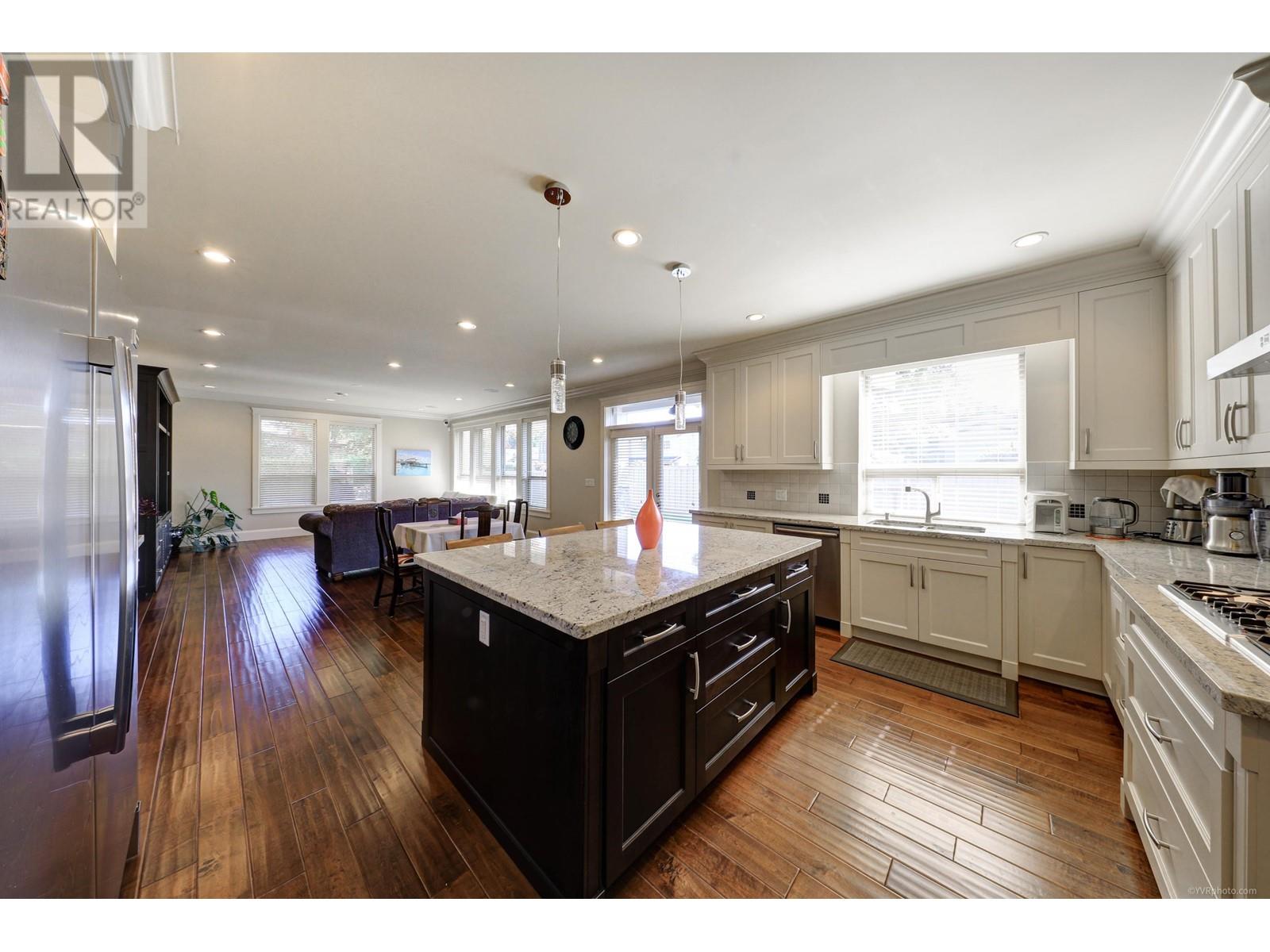 10591 Sorrel Drive, Richmond, British Columbia  V7E 2B4 - Photo 13 - R2818100