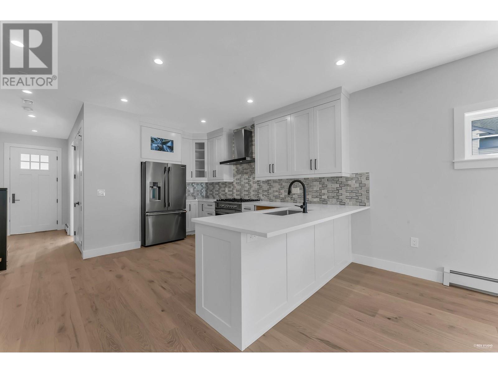 4911a 53 Street, Delta, British Columbia  V4K 2Z3 - Photo 6 - R2816557