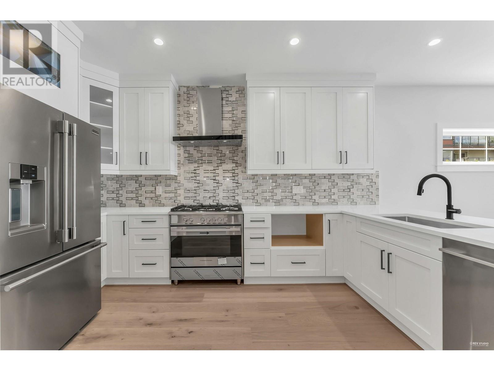 4911a 53 Street, Delta, British Columbia  V4K 2Z3 - Photo 7 - R2816557
