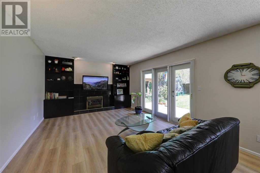 5084 Topaz Place, Richmond, British Columbia  V7C 4Z4 - Photo 8 - R2818583