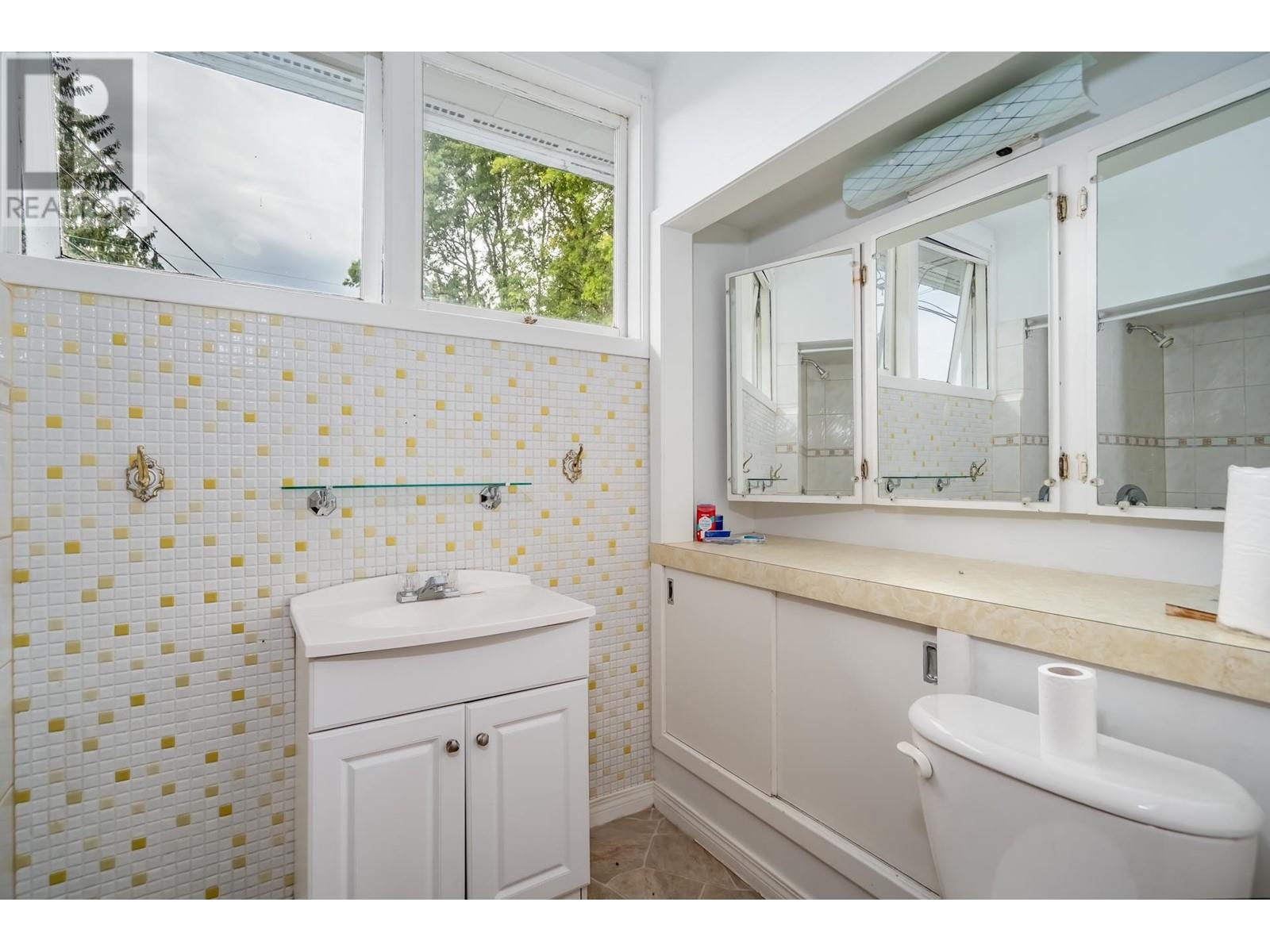 20758 113 Avenue, Maple Ridge, British Columbia  V2X 1E7 - Photo 28 - R2815691