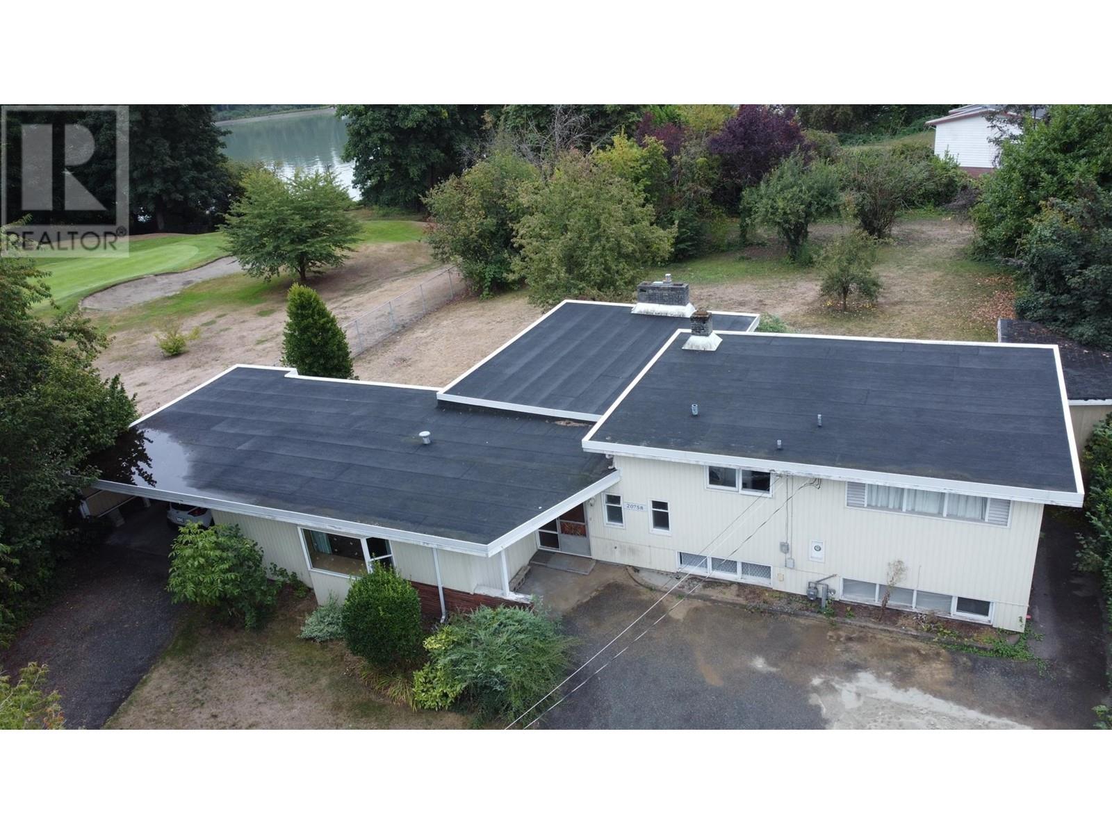 20758 113 Avenue, Maple Ridge, British Columbia  V2X 1E7 - Photo 2 - R2815691