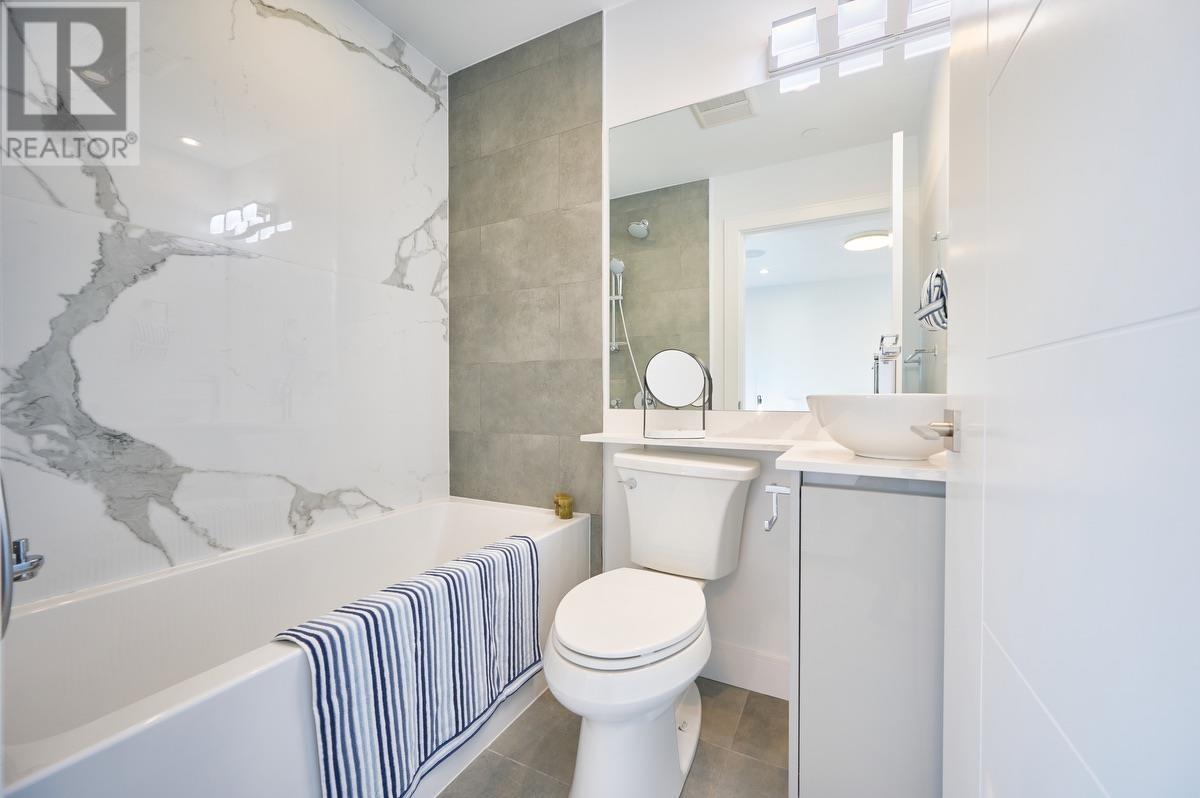 1202 Kaslo Street, Vancouver, British Columbia  V5K 3Z7 - Photo 14 - R2818333