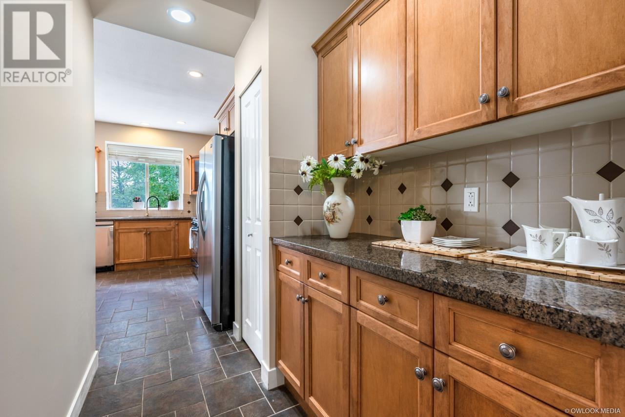 47 Maple Drive, Port Moody, British Columbia  V3H 5M8 - Photo 11 - R2817839