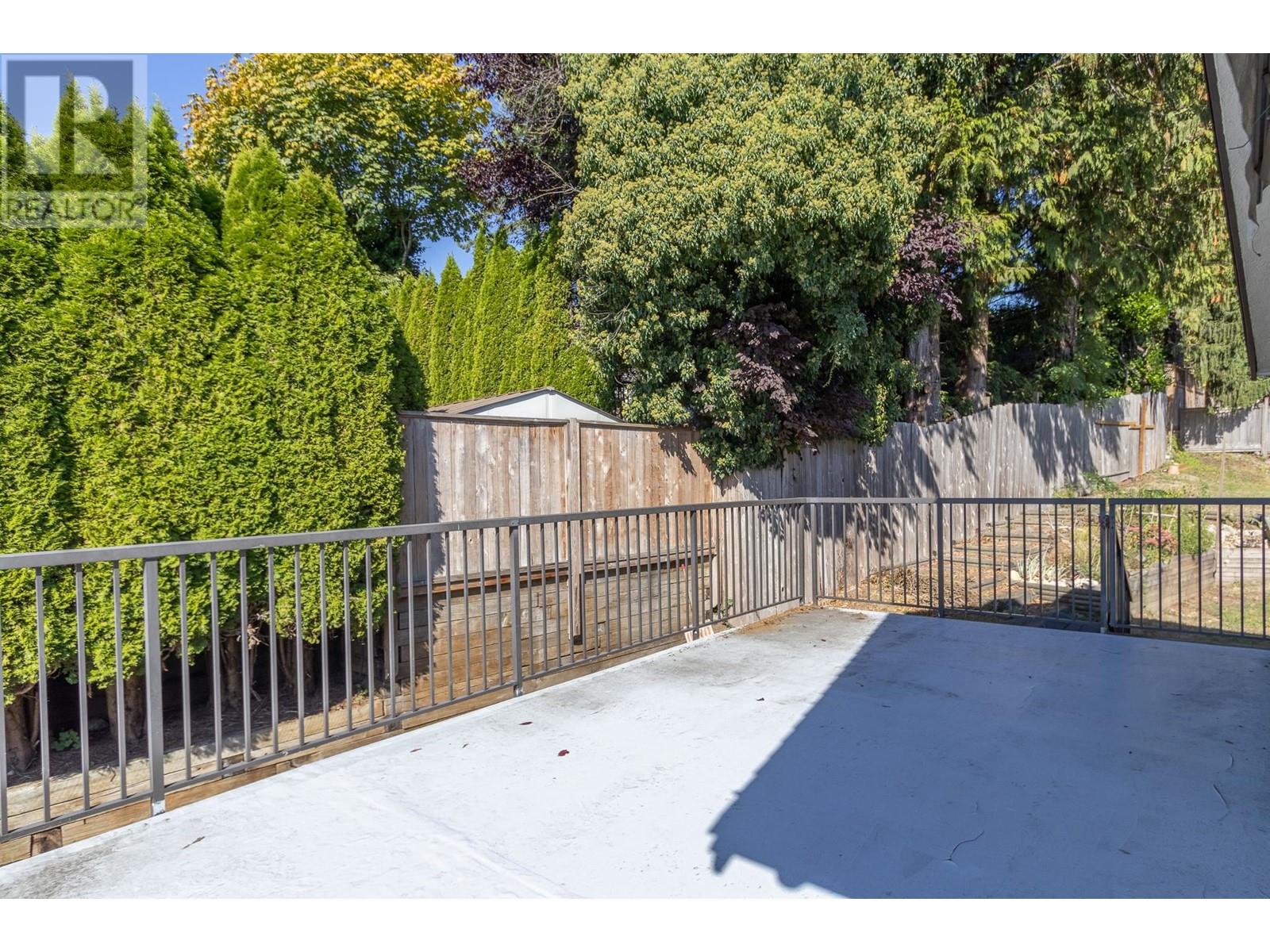 929 Hartford Place, North Vancouver, British Columbia  V7H 2J8 - Photo 10 - R2816652