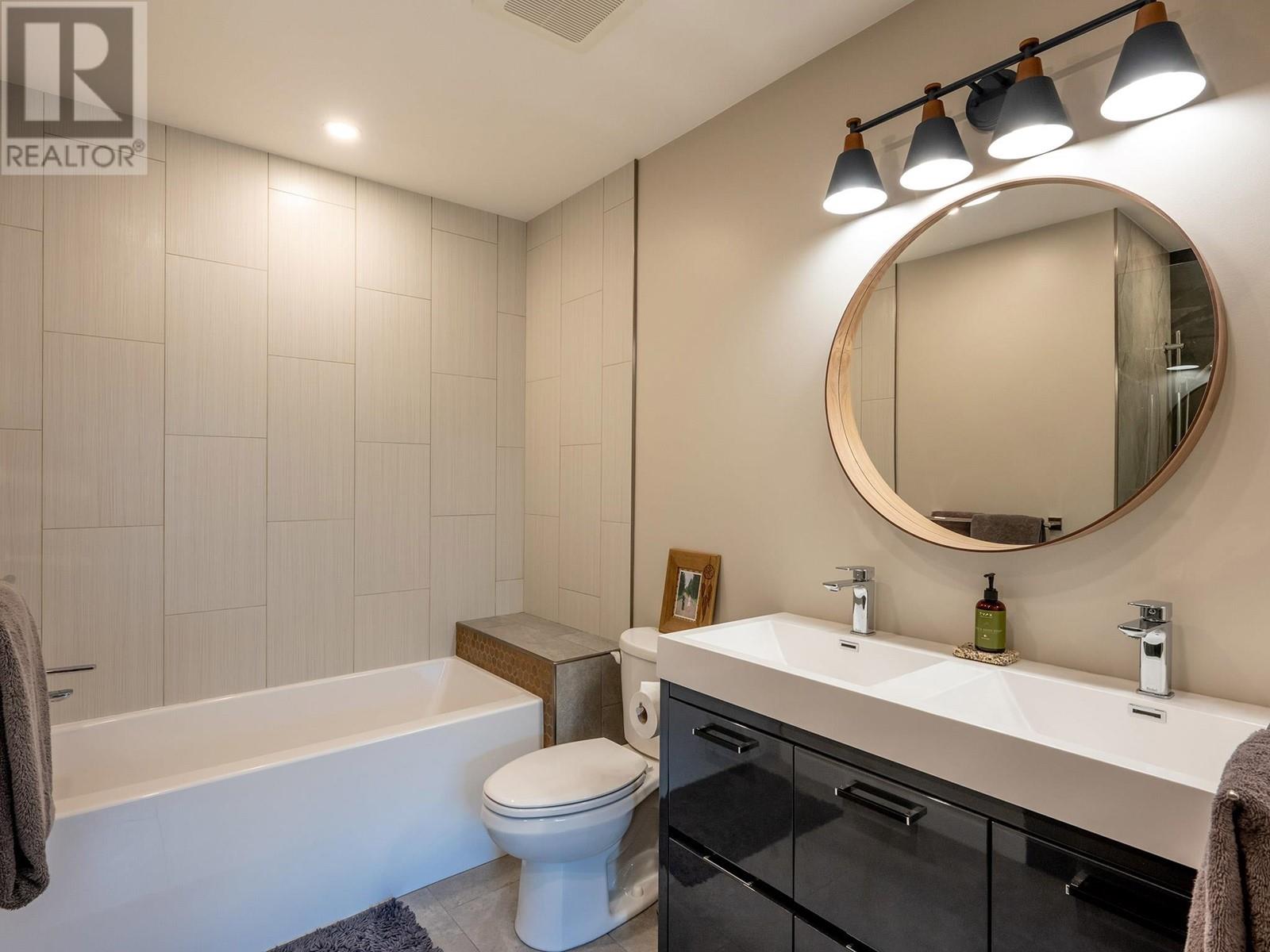 7 7381 Laurel Street, Pemberton, British Columbia  V0N 2L1 - Photo 15 - R2818622