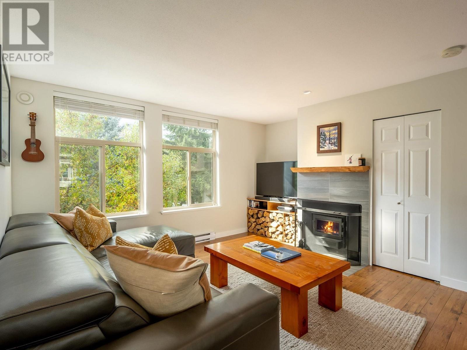 7 7381 Laurel Street, Pemberton, British Columbia  V0N 2L1 - Photo 3 - R2818622