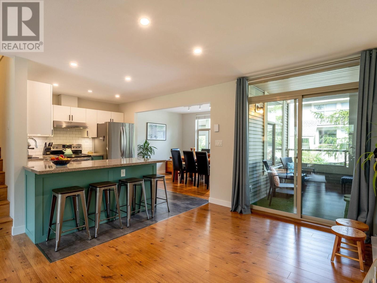 7 7381 Laurel Street, Pemberton, British Columbia  V0N 2L1 - Photo 5 - R2818622