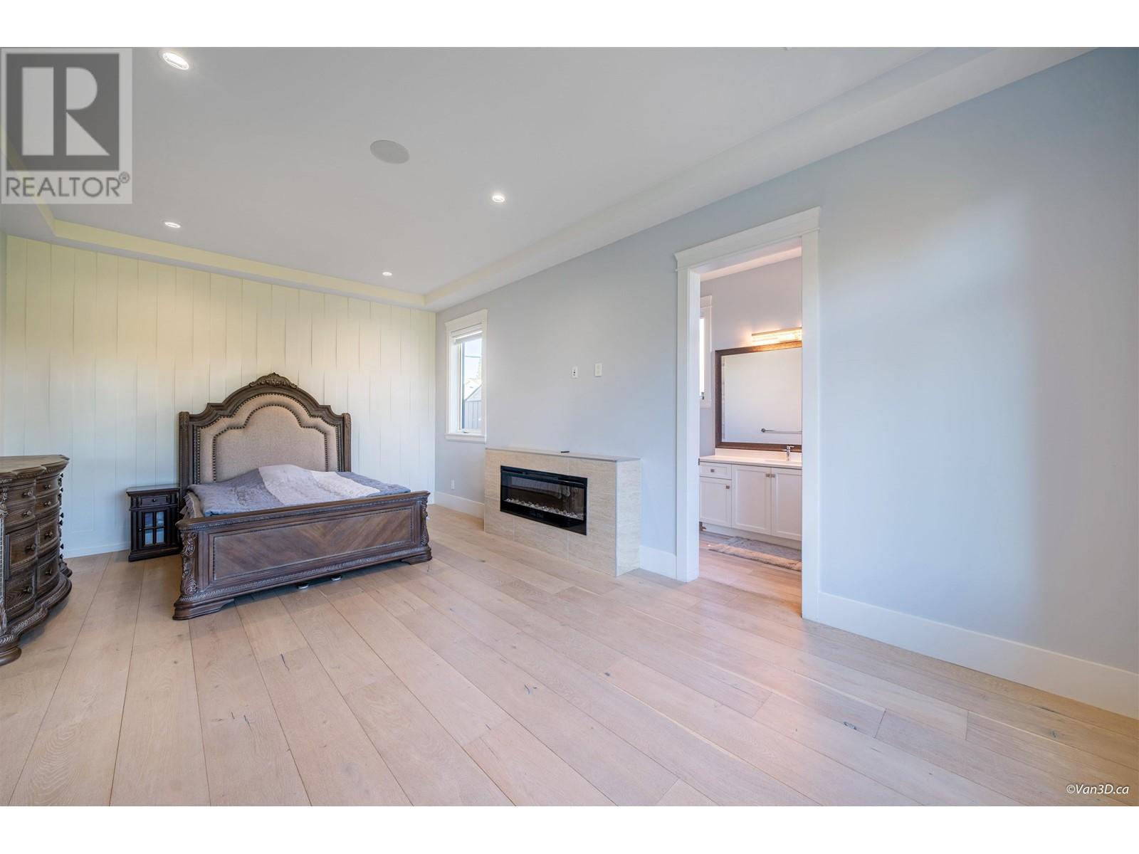 656 Blue Mountain Street, Coquitlam, British Columbia  V3J 4R6 - Photo 15 - R2818344