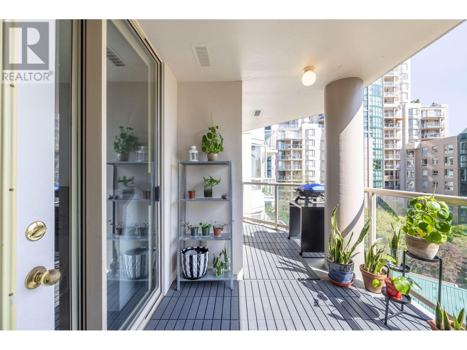 704 1199 Eastwood Street, Coquitlam, British Columbia  V3B 7W7 - Photo 11 - R2818263