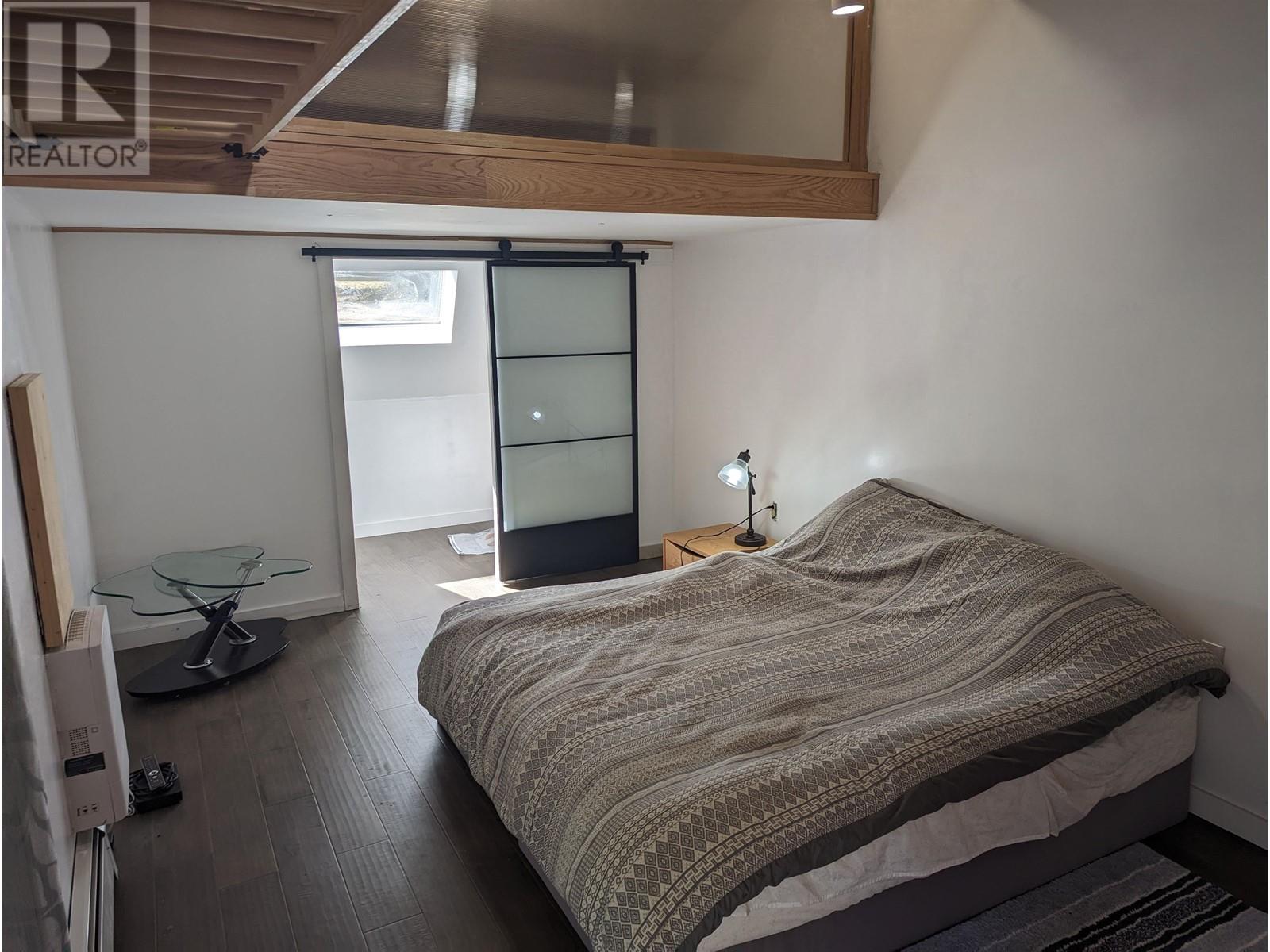 894 North Road, Gibsons, British Columbia  V0N 1V7 - Photo 16 - R2818632