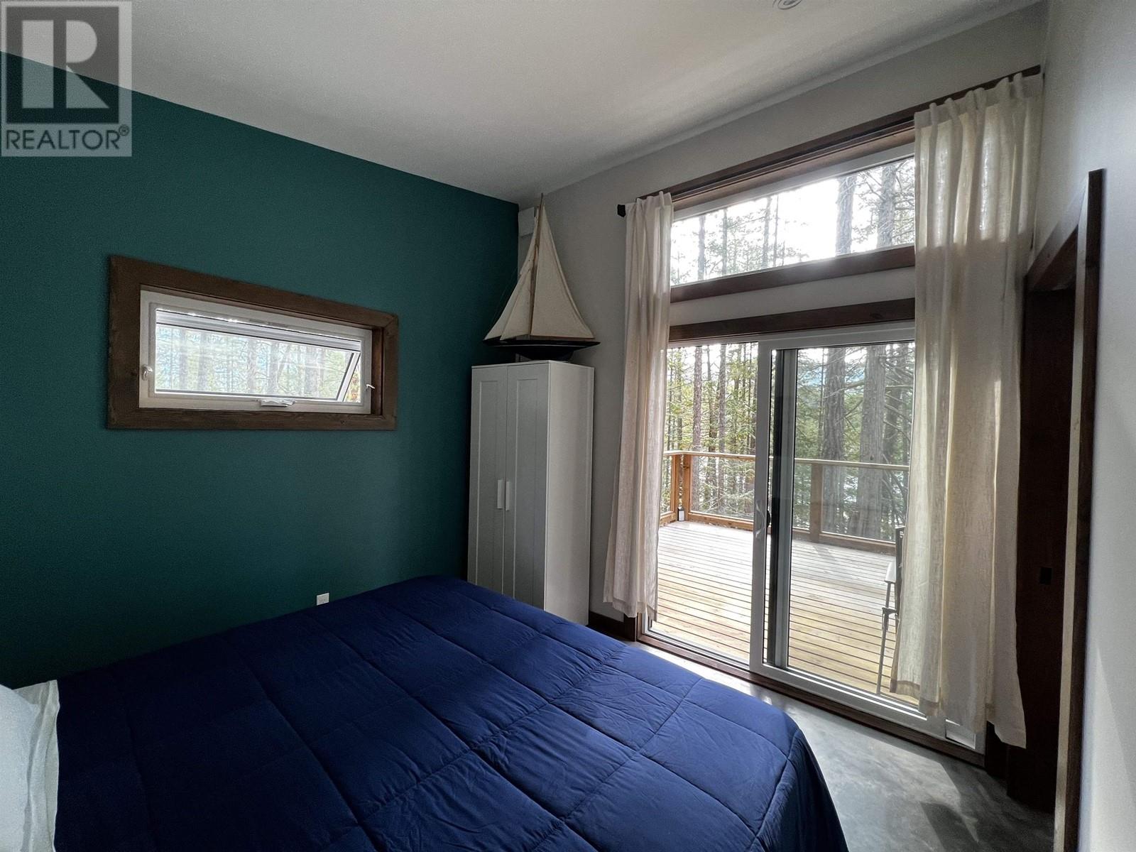 13104 Oyster Bay Road, Garden Bay, British Columbia  V0N 1S1 - Photo 17 - R2760030