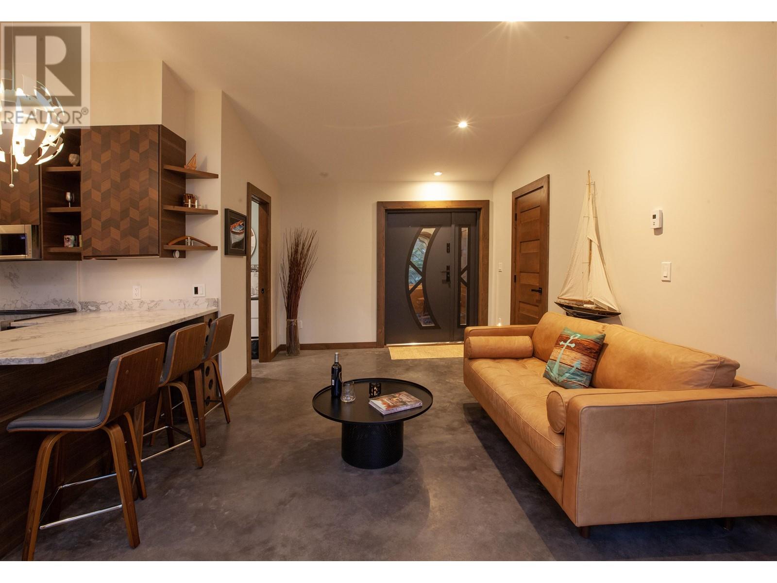 13104 Oyster Bay Road, Garden Bay, British Columbia  V0N 1S1 - Photo 12 - R2760030