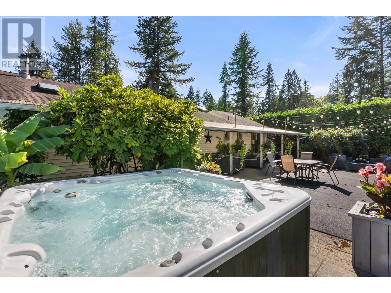 23679 Fern Crescent, Maple Ridge, British Columbia  V4R 2S9 - Photo 31 - R2815992