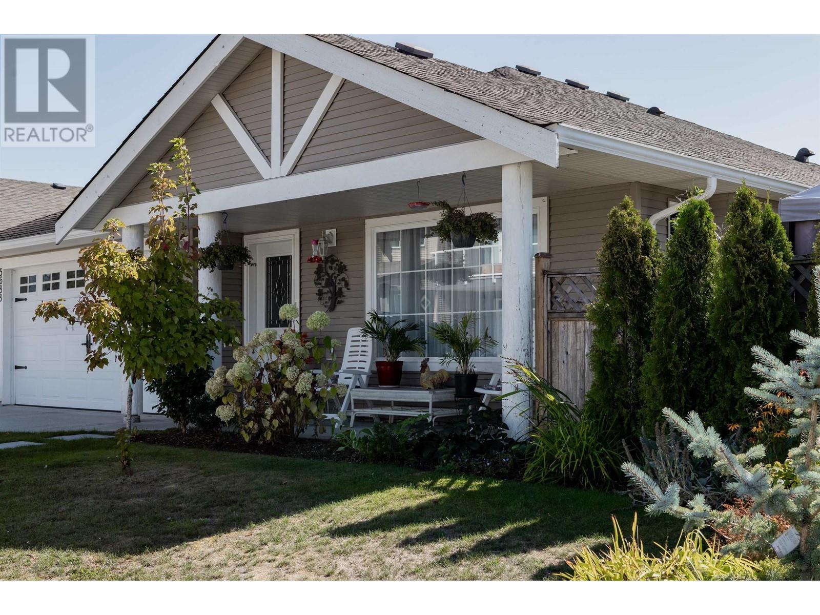 5688 LOUISE WAY, sechelt, British Columbia