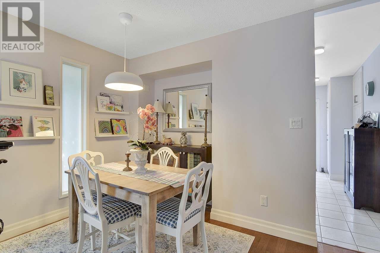 2329 Western Avenue, North Vancouver, British Columbia  V7M 2L4 - Photo 12 - R2803446