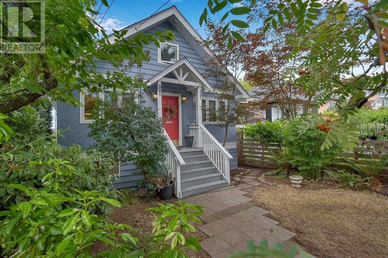 2329 Western Avenue, North Vancouver, British Columbia  V7M 2L4 - Photo 3 - R2803446