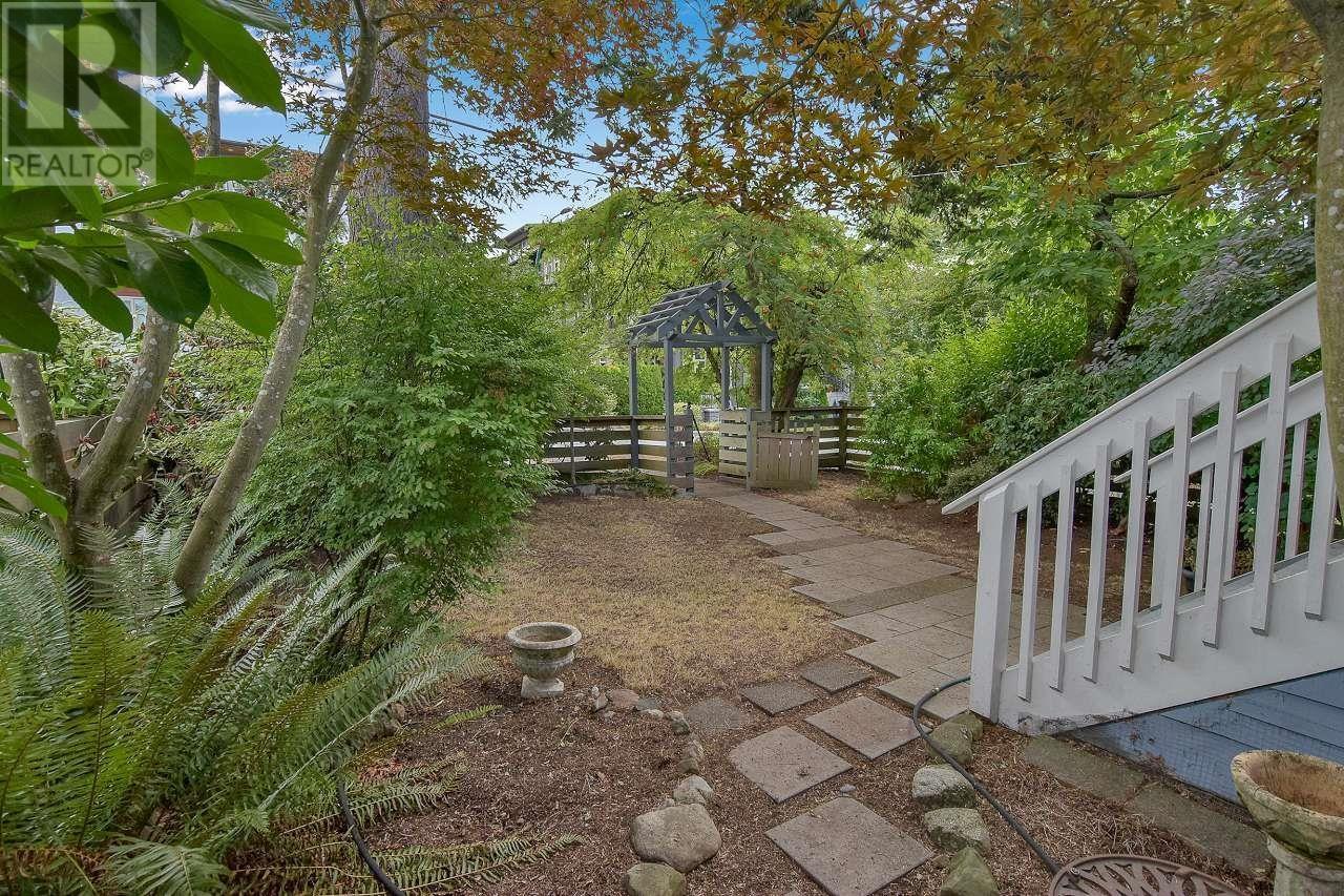 2329 Western Avenue, North Vancouver, British Columbia  V7M 2L4 - Photo 4 - R2803446