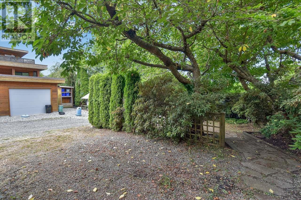 2329 Western Avenue, North Vancouver, British Columbia  V7M 2L4 - Photo 31 - R2803446