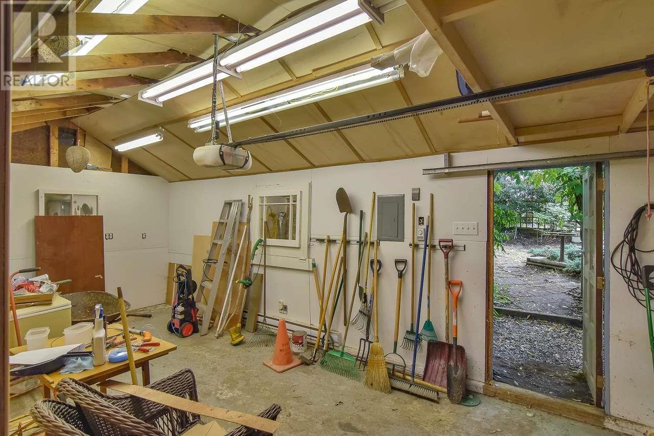 2329 Western Avenue, North Vancouver, British Columbia  V7M 2L4 - Photo 34 - R2803446
