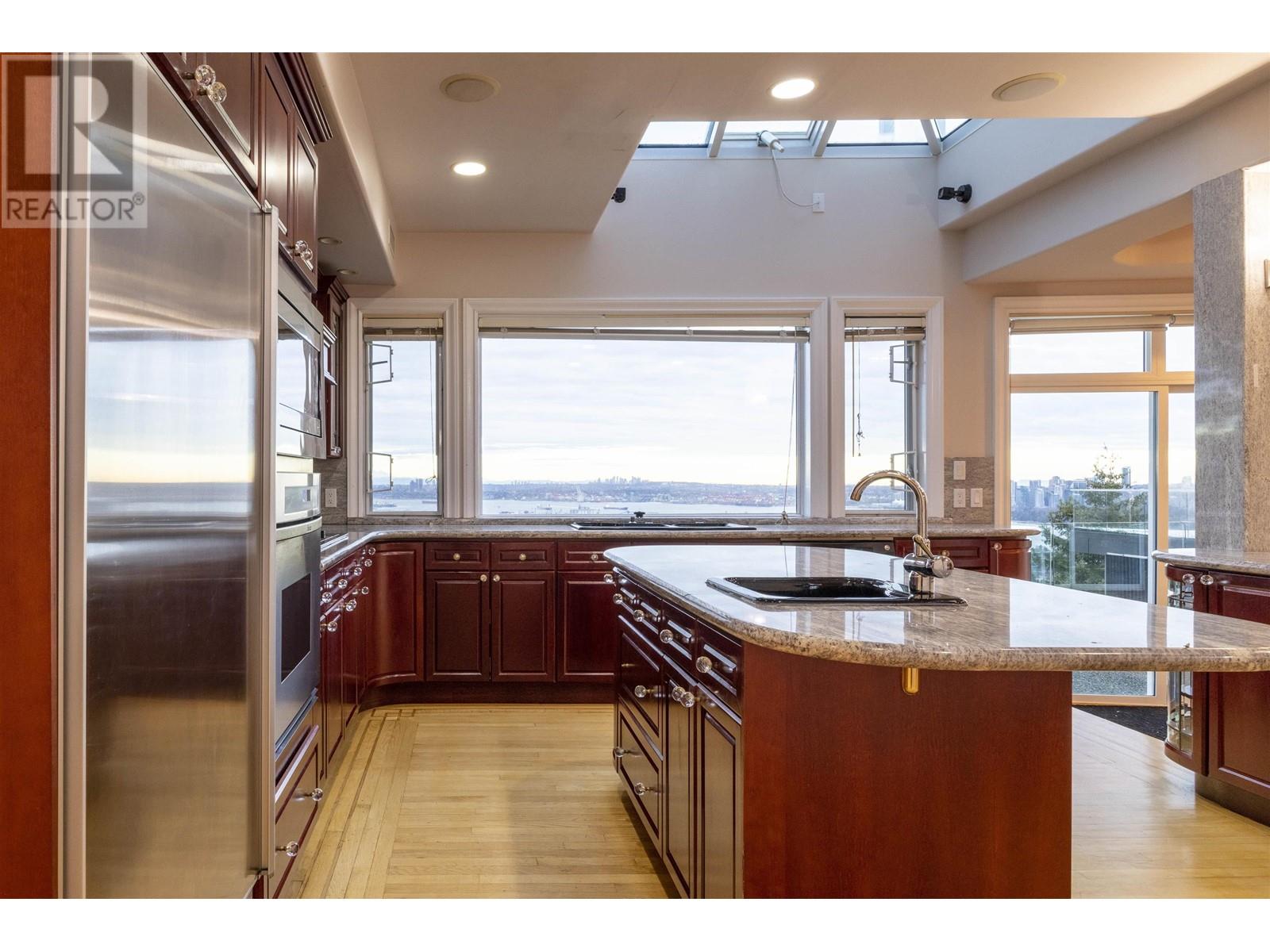 888 Sentinel Drive, West Vancouver, British Columbia  V7T 1T2 - Photo 17 - R2818233