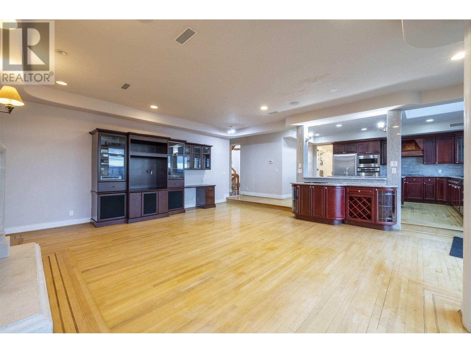 888 Sentinel Drive, West Vancouver, British Columbia  V7T 1T2 - Photo 19 - R2818233