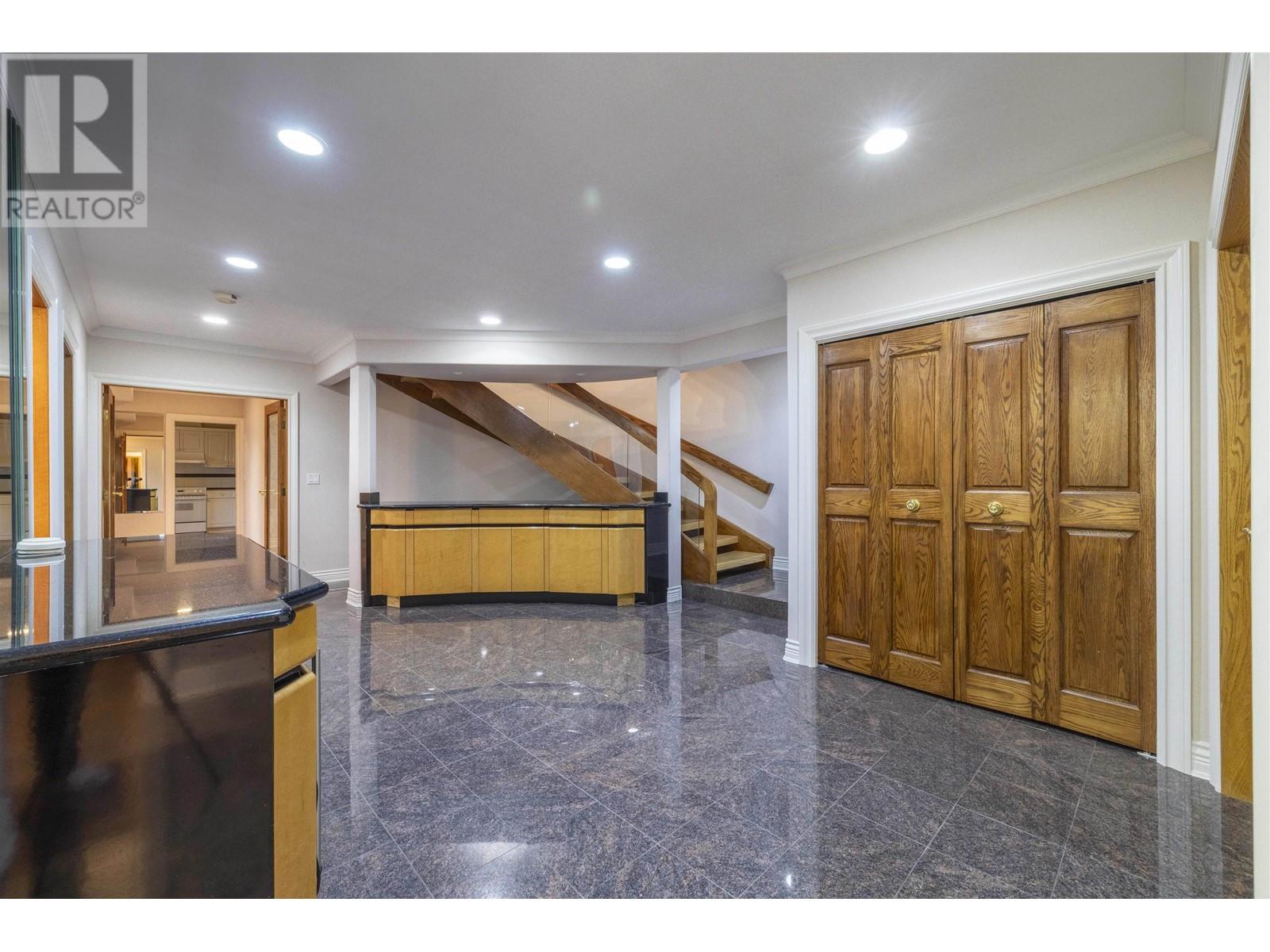 888 Sentinel Drive, West Vancouver, British Columbia  V7T 1T2 - Photo 33 - R2818233